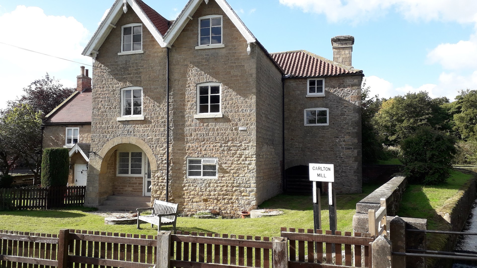 Cake shed enforcement paused, council begins review